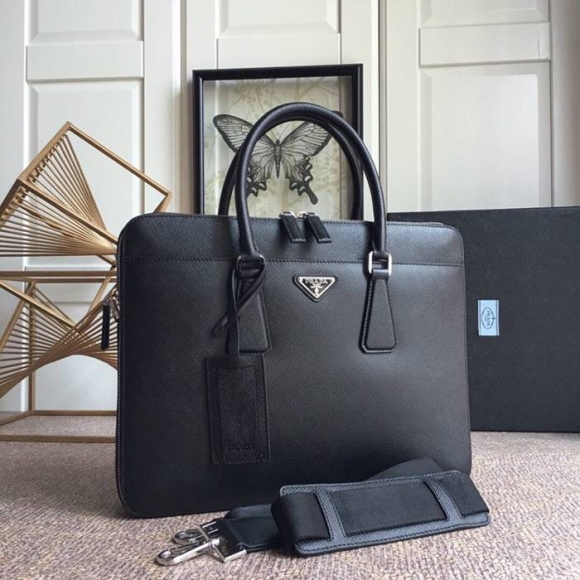 PRADA 0366B メンズバッグ 黒 サイズ:36.5x28cm PRADA 0366B メンズバッグ 黒 サイズ:36.5x28cm