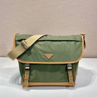 PRADA 2VD052 メッセンジャー 大 オリーブ緑 サイズ:30x27.5x14.5cm PRADA 2VD052 メッセンジャー 大 オリーブ緑 サイズ:30x27.5x14.5cm