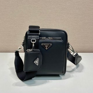 PRADA 新作ブリーフケース サイズ:38x29x10cm