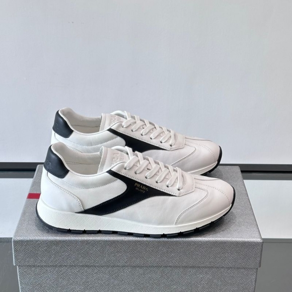プラダ メンズ スニーカー 39-45 プラダ メンズ スニーカー 39-45