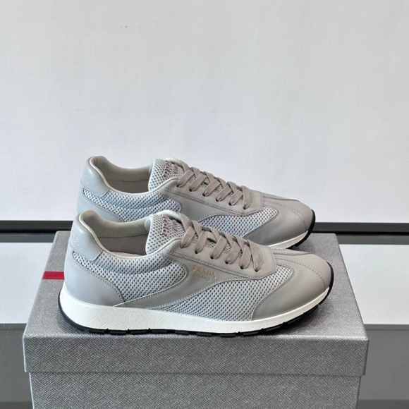プラダ メンズ スニーカー 39-45 プラダ メンズ スニーカー 39-45