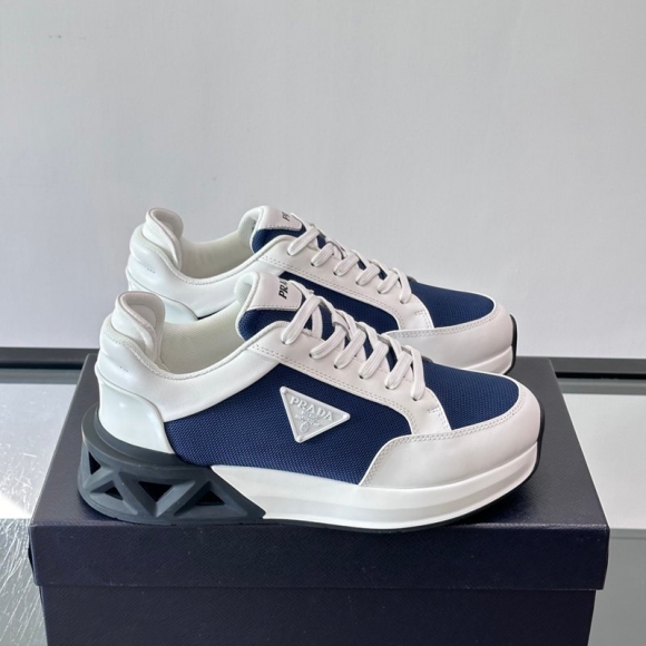 プラダ メンズ スニーカー 39-44 プラダ メンズ スニーカー 39-44