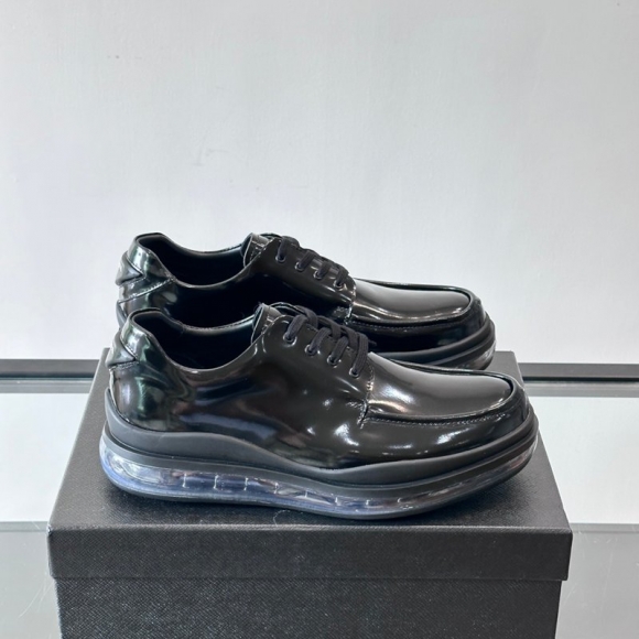 プラダ メンズ スニーカー エアクッション 38-44 プラダ メンズ スニーカー エアクッション 38-44