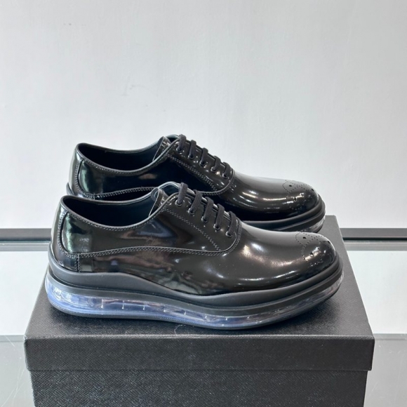 プラダ メンズ スニーカー エアクッション 38-44 プラダ メンズ スニーカー エアクッション 38-44