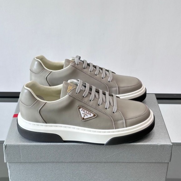 プラダ メンズ スニーカー 38-44 プラダ メンズ スニーカー 38-44