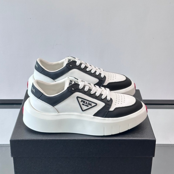 プラダ メンズ スニーカー 39-44 プラダ メンズ スニーカー 39-44