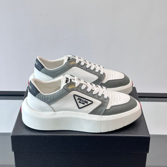プラダ メンズ スニーカー 39-44 プラダ メンズ スニーカー 39-44