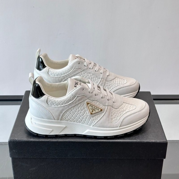 プラダ メンズ スニーカー 39-44