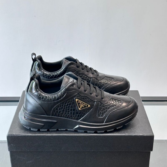 プラダ メンズ スニーカー 39-44 プラダ メンズ スニーカー 39-44