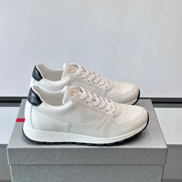 プラダ メンズ スニーカー 39-45 プラダ メンズ スニーカー 39-45