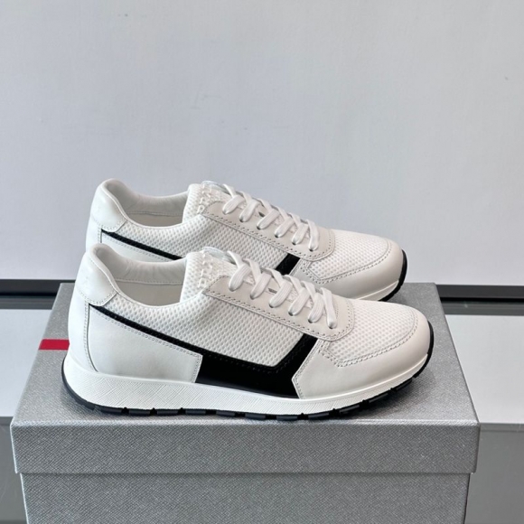 プラダ メンズ スニーカー 39-45 プラダ メンズ スニーカー 39-45