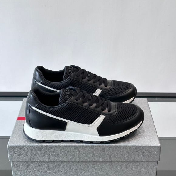 プラダ メンズ スニーカー 39-45 プラダ メンズ スニーカー 39-45