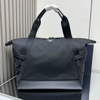 PRADA 2VC040B ナイロントラベルバッグ サイズ:44.5x40x24cm PRADA 2VC040B ナイロントラベルバッグ サイズ:44.5x40x24cm