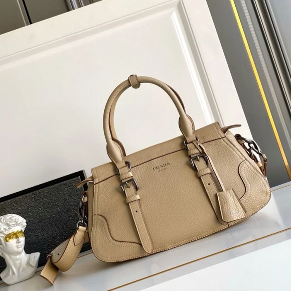 PRADA 1BG604 レザー 斜め掛けバッグ、ショルダーバッグ、ハンドバッグ クラシック 35x22x11cm サイズ:35x22x11cm PRADA 1BG604 レザー 斜め掛けバッグ、ショルダーバッグ、ハンドバッグ クラシック 35x22x11cm サイズ:35x22x11cm