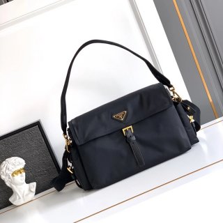 PRADA 1BD391 フラップメッセンジャー 大 サイズ:37.5x19x12cm PRADA 1BD391 フラップメッセンジャー 大 サイズ:37.5x19x12cm