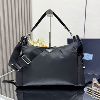 PRADA 2VH204 エクスプロアバッグ エクスプローラー サイズ:43x29.5x15cm PRADA 2VH204 エクスプロアバッグ エクスプローラー サイズ:43x29.5x15cm