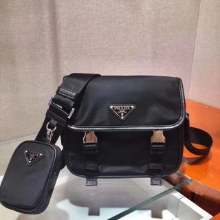 PRADA 2VD034 ナイロン3in1メッセンジャー サイズ:22x16x8.5cm PRADA 2VD034 ナイロン3in1メッセンジャー サイズ:22x16x8.5cm