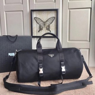 PRADA 2VC015 パラシュートトラベルバッグ サイズ:50x25x25cm PRADA 2VC015 パラシュートトラベルバッグ サイズ:50x25x25cm