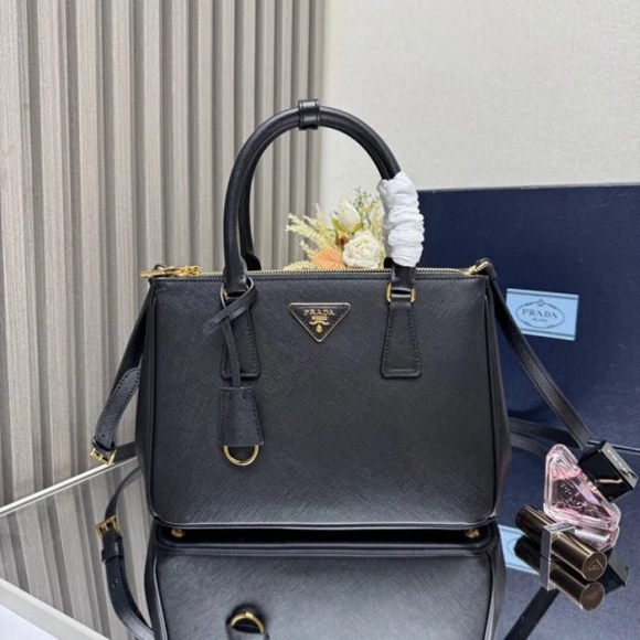 PRADA 1BA863 レザー ゴールド 斜め掛けバッグ、ショルダーバッグ ガレリア、クラシック 28x20x12cm サイズ:28x20x12cm PRADA 1BA863 レザー ゴールド 斜め掛けバッグ、ショルダーバッグ ガレリア、クラシック 28x20x12cm サイズ:28x20x12cm