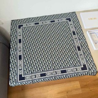 ディオール クラシックプリントスカーフ 90x90cm ディオール クラシックプリントスカーフ 90x90cm