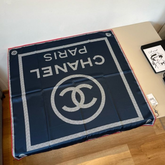 シャネル オリジナル90cmシルクスカーフ 90X90cm シャネル オリジナル90cmシルクスカーフ 90X90cm
