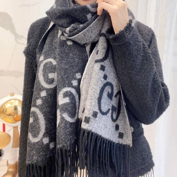 グッチ 新作 大G両面カシミヤスカーフ 45x200cm グッチ 新作 大G両面カシミヤスカーフ 45x200cm