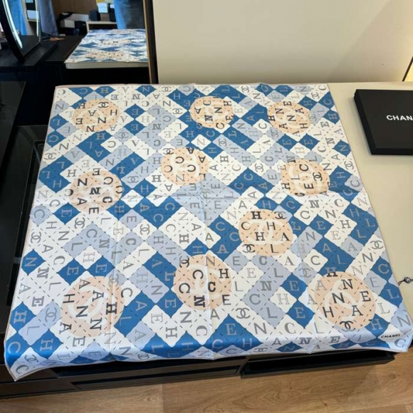 シャネル オリジナル90cmシルクスカーフ 90X90cm シャネル オリジナル90cmシルクスカーフ 90X90cm