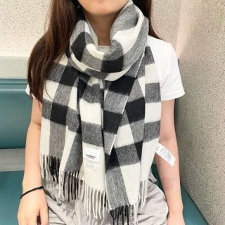 バーバリー 両面チェックカシミヤスカーフ 45x210cm バーバリー 両面チェックカシミヤスカーフ 45x210cm