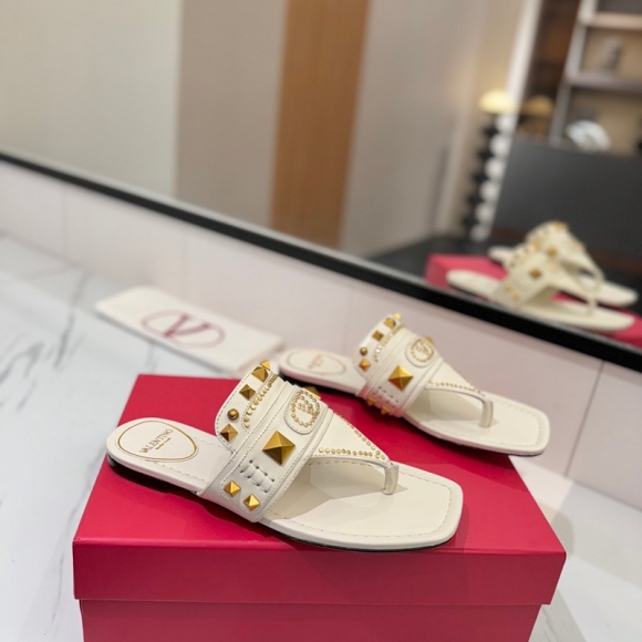 【VALENTINO】VTサンダルレディース 【VALENTINO】VTサンダルレディース