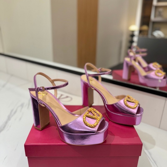 【VALENTINO】2026サンダルレディース 【VALENTINO】2026サンダルレディース