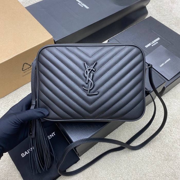 SAINT LAURENT 505730 ブラック 斜め掛けバッグ クラシック 23x16cm サイズ:23x16cm SAINT LAURENT 505730 ブラック 斜め掛けバッグ クラシック 23x16cm サイズ:23x16cm