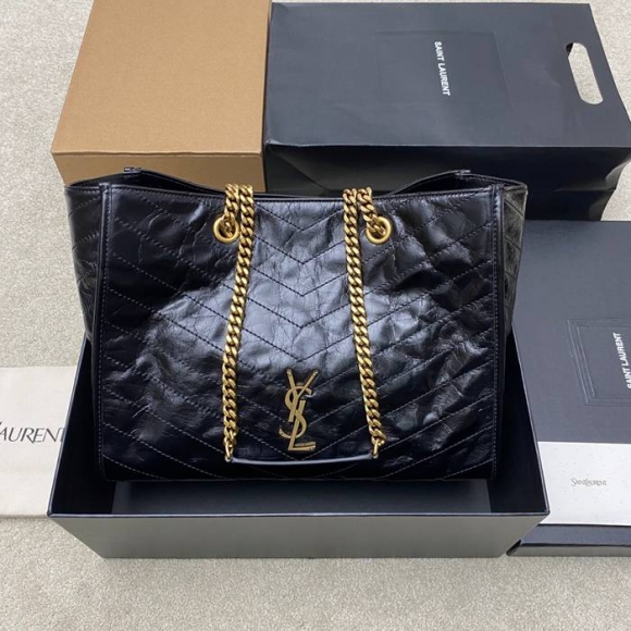 SAINT LAURENT 871151 カーフレザー ブラック、ゴールド ハンドバッグ チェーン、ニキ、大 33x27x14cm サイズ:33x27x14cm SAINT LAURENT 871151 カーフレザー ブラック、ゴールド ハンドバッグ チェーン、ニキ、大 33x27x14cm サイズ:33x27x14cm