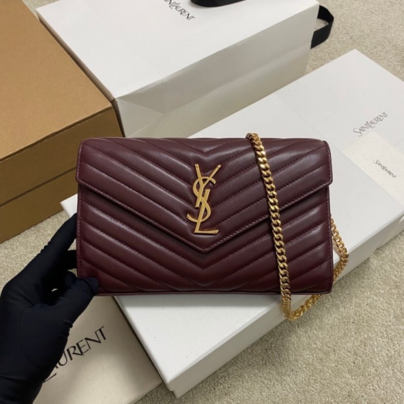 SAINT LAURENT 377828 ラムレザー レッド、ゴールド ハンドバッグ チェーン、クラシック 14x5cm サイズ:22.5x14x4cm SAINT LAURENT 377828 ラムレザー レッド、ゴールド ハンドバッグ チェーン、クラシック 14x5cm サイズ:22.5x14x4cm