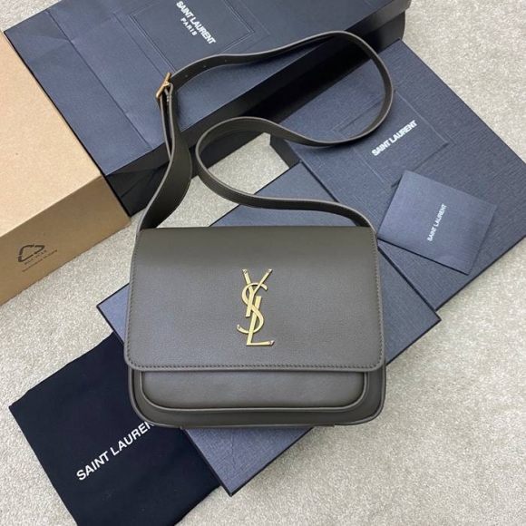 SAINT LAURENT 718556 カーフレザー グリーン、ゴールド ハンドバッグ ニキ、クラシック 22x16cm サイズ:22x16cm