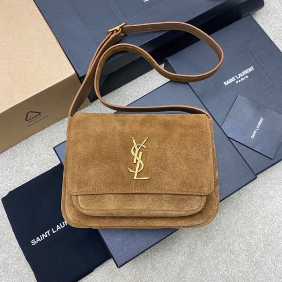 SAINT LAURENT 718556 カーフレザー、マット ブラウン、ゴールド、マット ハンドバッグ ニキ、クラシック 22x16cm サイズ:22x16cm SAINT LAURENT 718556 カーフレザー、マット ブラウン、ゴールド、マット ハンドバッグ ニキ、クラシック 22x16cm サイズ:22x16cm