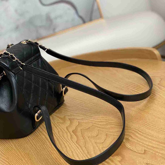 Chanel リュック オールレザー ブラック 2908 サイズ:18x18x12cm
