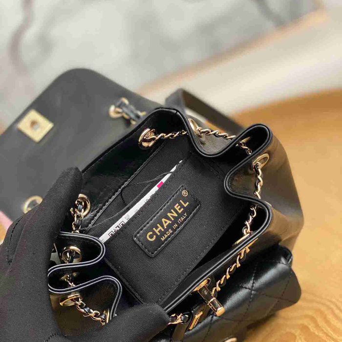 Chanel リュック オールレザー ブラック 2908 サイズ:18x18x12cm