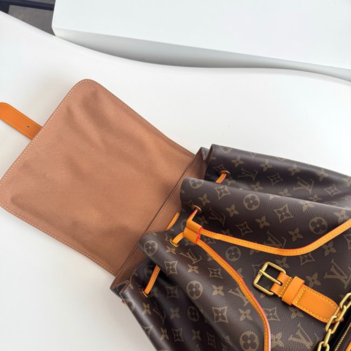Louis Vuitton トリオ リュック モノグラム ブラック M44658 サイズ:45x33x22cm