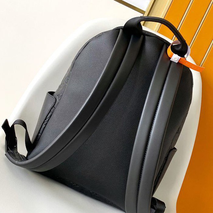 Louis Vuitton ディスカバリー リュック オールレザー ブラック M46553 サイズ:38x29x20cm