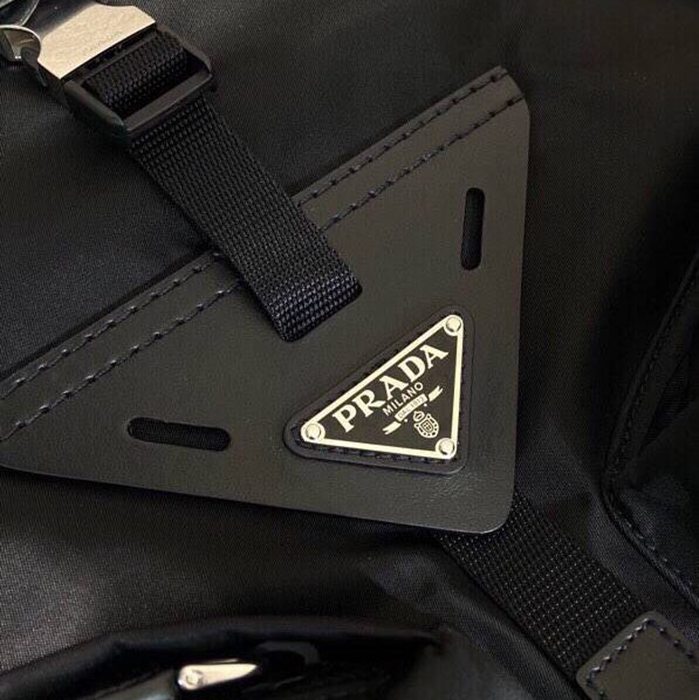 Prada ランウェイ リュック ナイロン ブラック 2VZ108 サイズ:45x38x18cm
