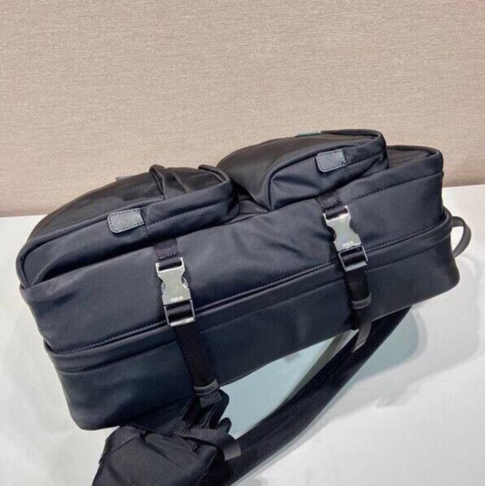 Prada マルチファンクション リュック ナイロン ブラック 2VZ101 サイズ:45x25.5x21.5cm