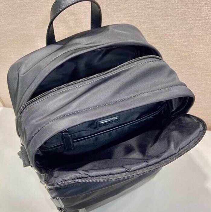 Prada マルチファンクション リュック ナイロン ブラック 2VZ101 サイズ:45x25.5x21.5cm