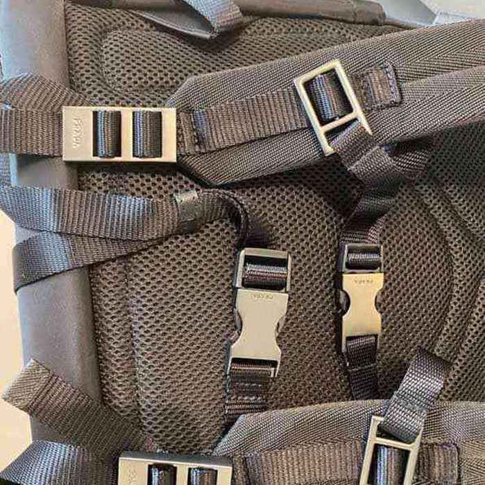 Prada 登山 リュック ナイロン ブラック 2VZ079 サイズ:52x32x19cm