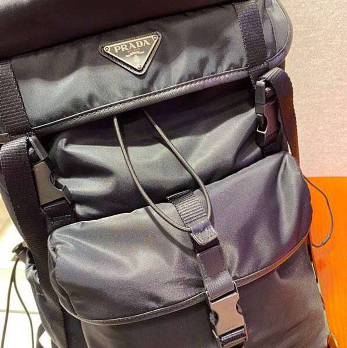 Prada 登山 リュック ナイロン ブラック 2VZ079 サイズ:52x32x19cm