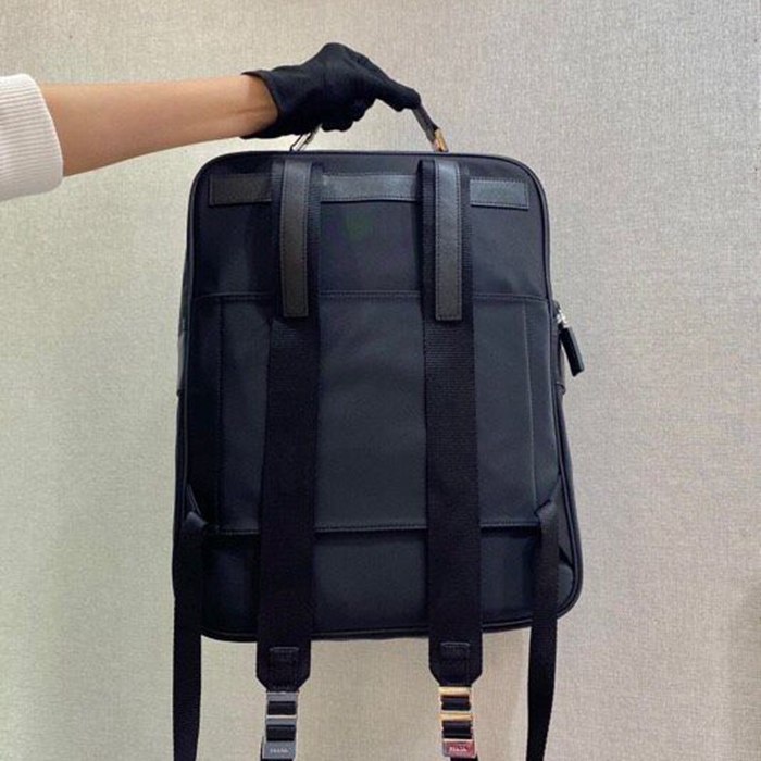 Prada リュック ファブリック ブラック 2VZ049 サイズ:38x30x13cm