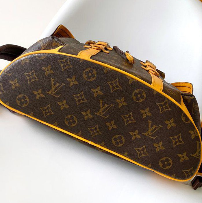 Louis Vuitton クリストファー スモールリュック モノグラム カラフル M13202 サイズ:48x41x13cm