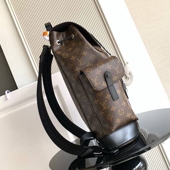 Louis Vuitton クリストファー ミディアムリュック モノグラム ブラック M43735 サイズ:44x38x12.5cm