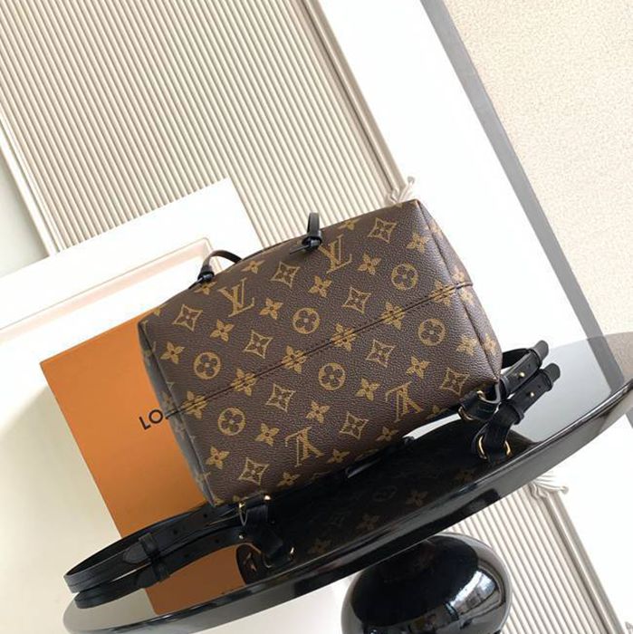 Louis Vuitton リュック オールレザー ブラック M45515 サイズ:33x27.5x14cm
