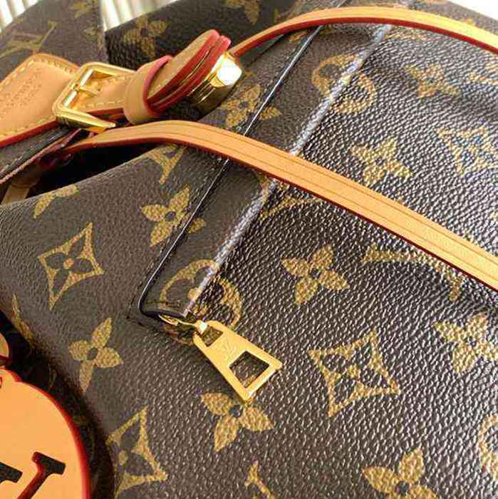 Louis Vuitton リュック オールレザー ブラック M45501 サイズ:33x27.5x14cm