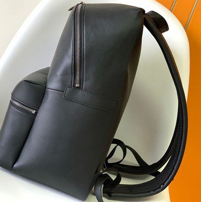 Louis Vuitton アポロ リュック オールレザー ブラック M33450 サイズ:40x37x20cm